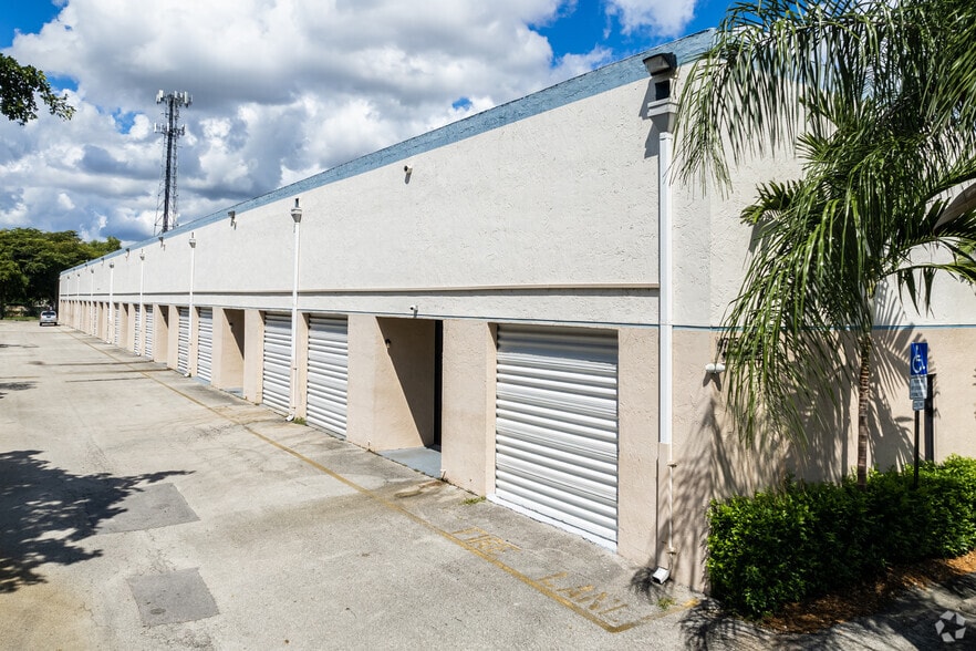 Primary Photo Of 4725-4787 NW 103rd Ave, Sunrise Warehouse For Lease
