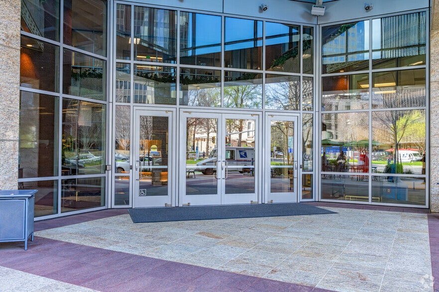 More Photos Of 500 Capitol Mall, Sacramento Coworking Space