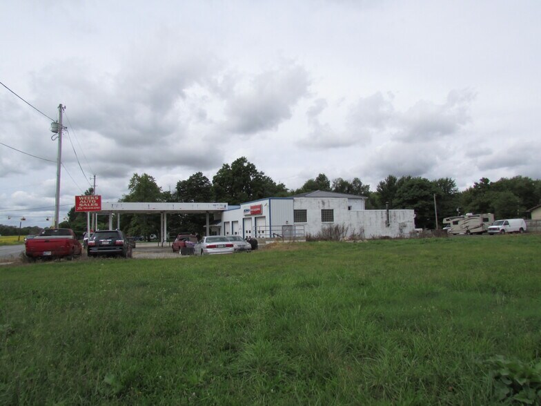 More Photos Of 5982 W State Road 32, Anderson Service Station For Sale