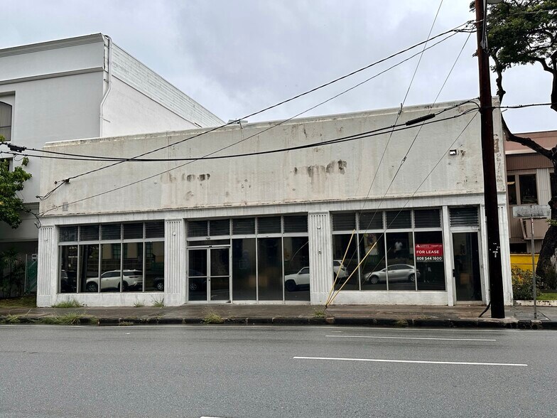 More Photos Of 780 S Beretania St, Honolulu Storefront For Lease