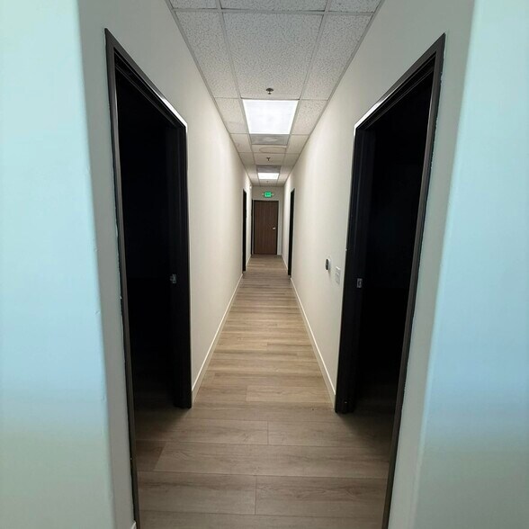 More Photos Of 491 Yorbita Rd, City of Industry Warehouse For Lease