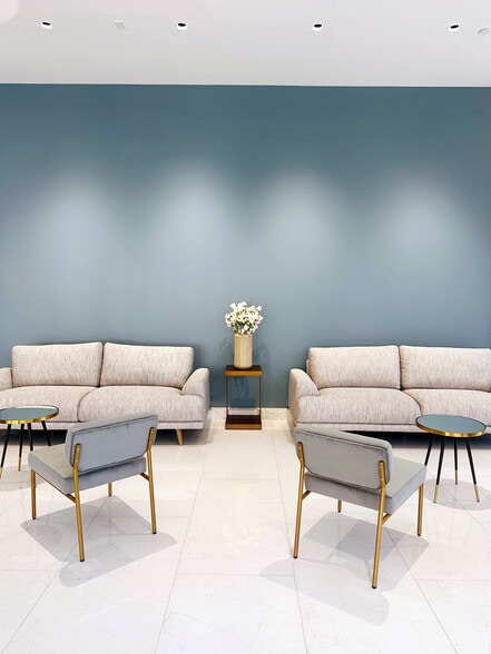 More Photos Of 580 Westlake Park Blvd, Houston Office For Lease