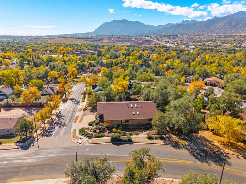 More Photos Of 2103 Uintah St, Colorado Springs Office For Sale