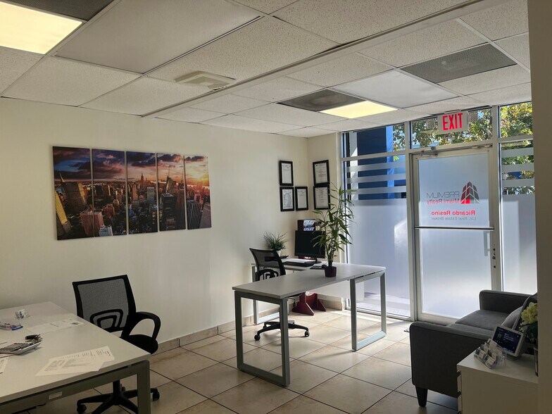 More Photos Of 5745-5759 NW 151st St, Miami Lakes Light Distribution For Lease