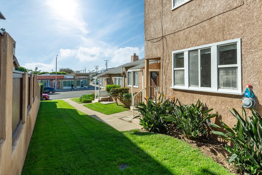 More Photos Of 702 S Pacific Coast Hwy, Redondo Beach Multifamily For Sale