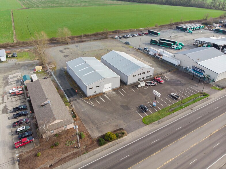 More Photos Of 33919-33923 Highway 99E, Tangent Industrial For Lease