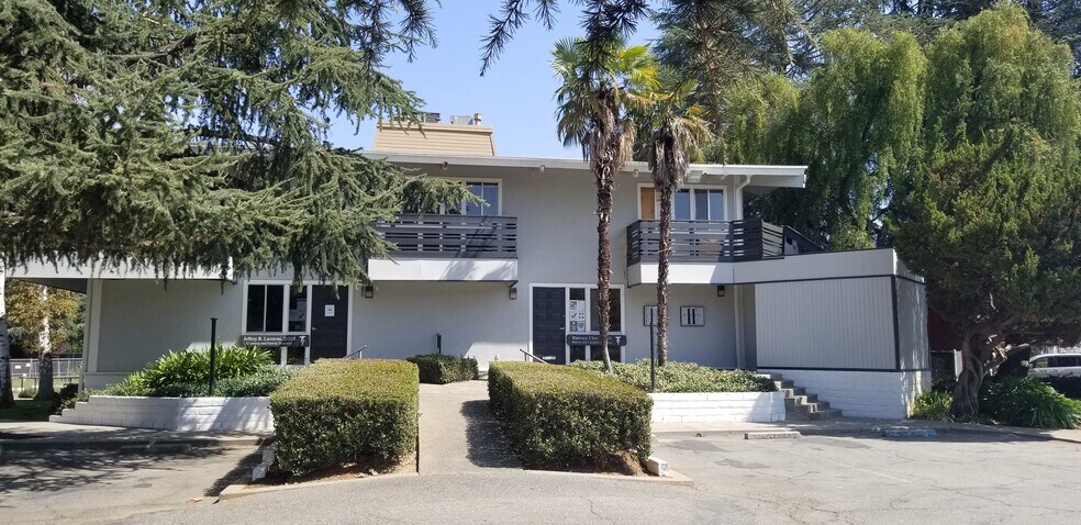 Primary Photo Of 1335 1st St, Gilroy Medical For Sale