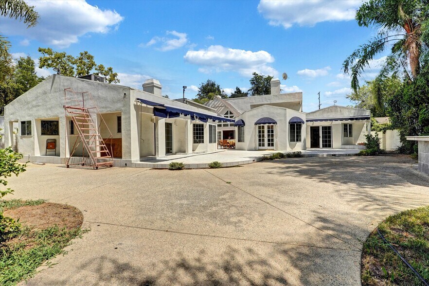 More Photos Of 4623 Hayvenhurst Ave, Encino Apartments For Sale