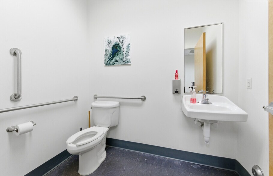 More Photos Of 491 Amwell Rd, Hillsborough Medical For Sale