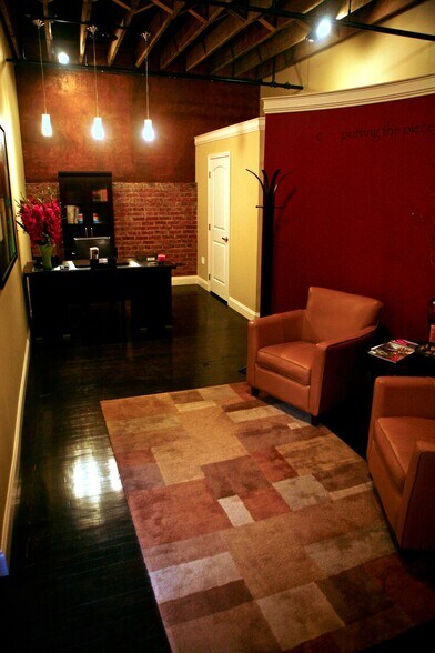 More Photos Of 247 Broad St, Kingsport Loft Creative Space For Sale