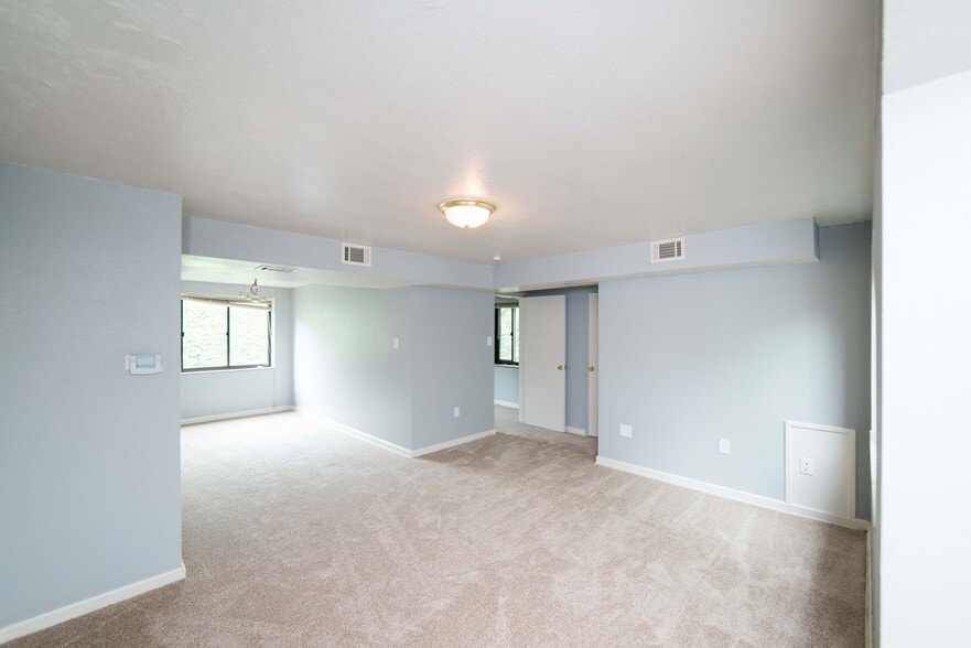 More Photos Of 25 S Starr Ave, Pittsburgh Apartments For Sale