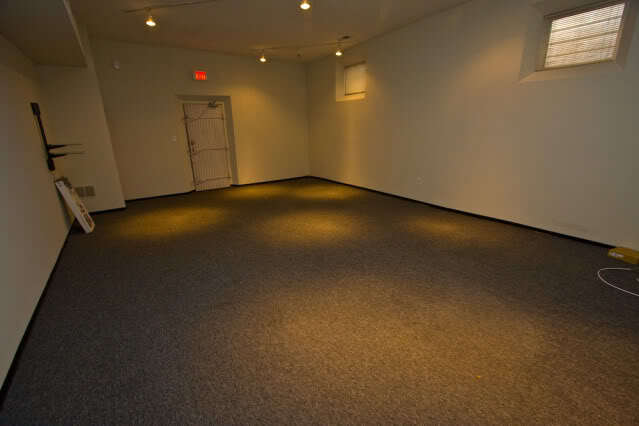More Photos Of 1376 W Grand Ave, Chicago Storefront Retail Office For Lease