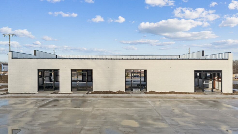 More Photos Of 527 El Paso st, Broken Arrow Office For Sale