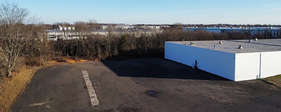 More Photos Of 5 Wheeling Rd, Dayton Warehouse For Lease