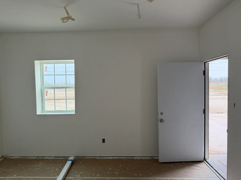 More Photos Of 6840 US Highway 277 S, Abilene Industrial For Lease