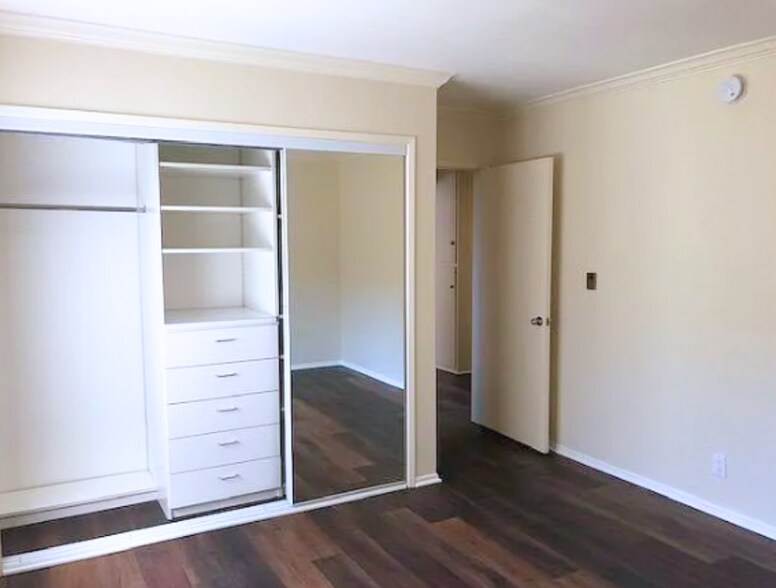 More Photos Of 4300 Tujunga Ave, Studio City Apartments For Sale