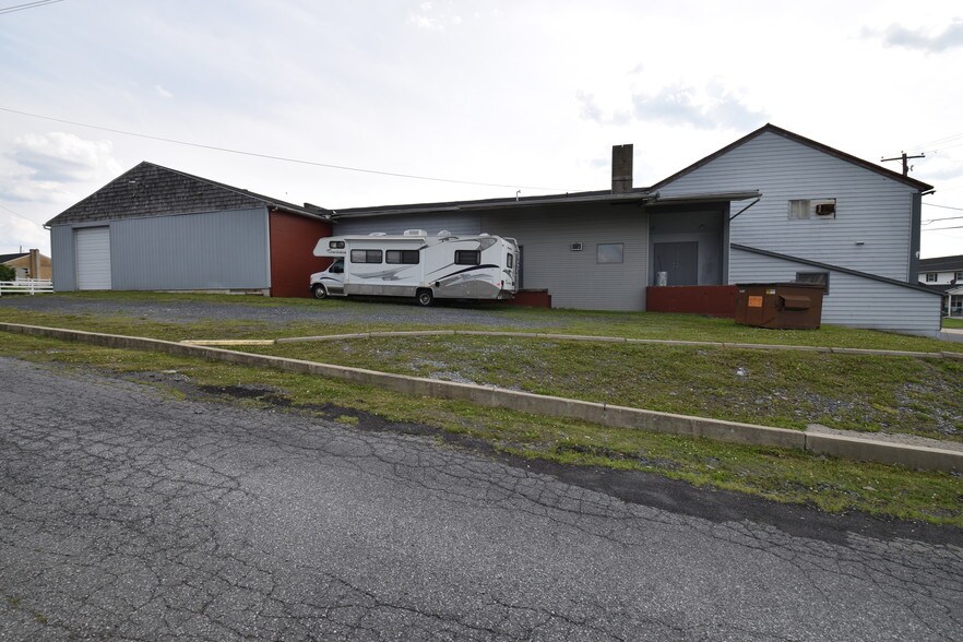 More Photos Of 155 N 9th St, Coplay Flex For Lease