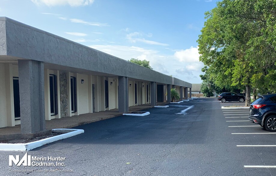 More Photos Of 3540 Forest Hill Blvd, West Palm Beach Medical For Lease