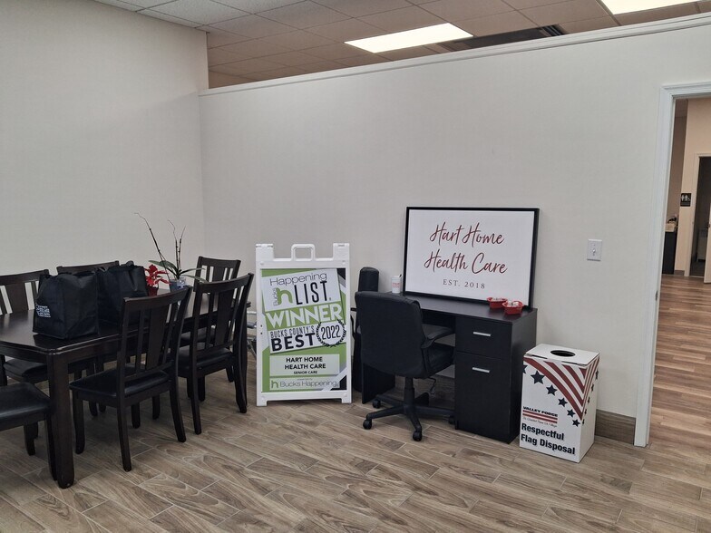 More Photos Of 4570 E Bristol Rd, Feasterville Trevose Light Manufacturing For Sale