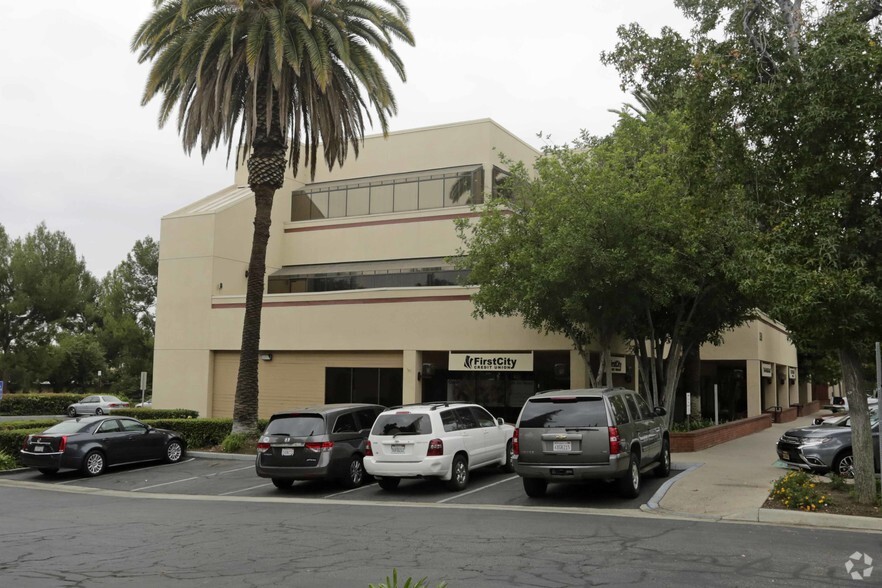 Primary Photo Of 250 W 1st St, Claremont Office For Lease