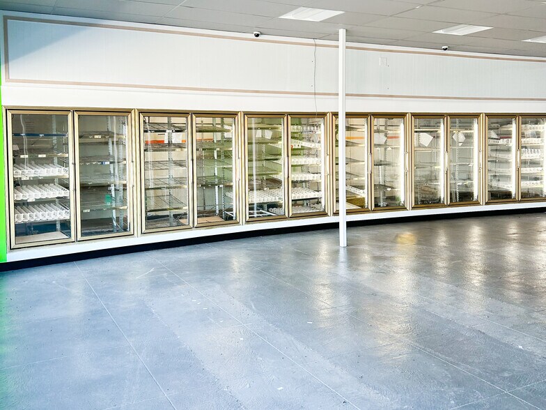 More Photos Of 3402 University Ave, Lubbock Convenience Store For Lease