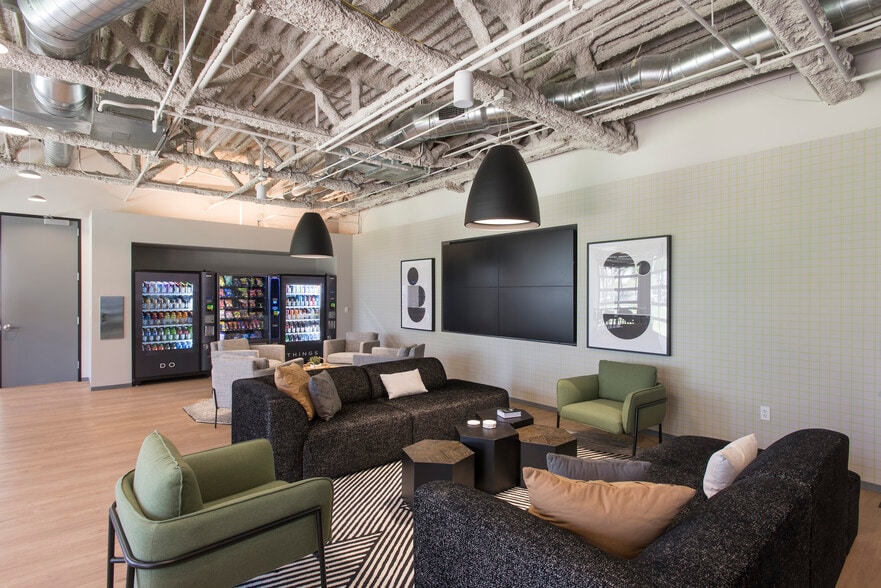 More Photos Of 2510 W Dunlap Ave, Phoenix Office For Lease