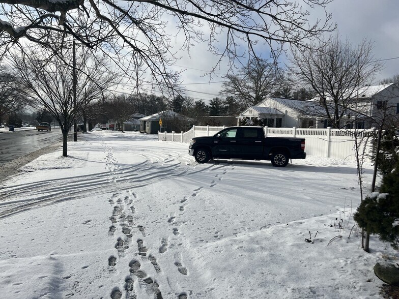 More Photos Of 1227 Ashley Blvd, New Bedford Freestanding For Sale