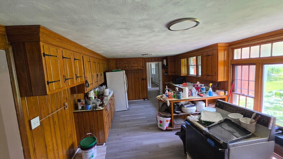 More Photos Of 12-R Jackielyn Cir, Granby Apartments For Sale