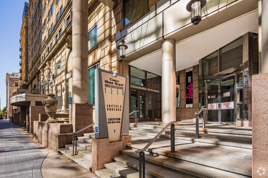 More Photos Of 1555 Rue Peel, Montréal Office For Lease