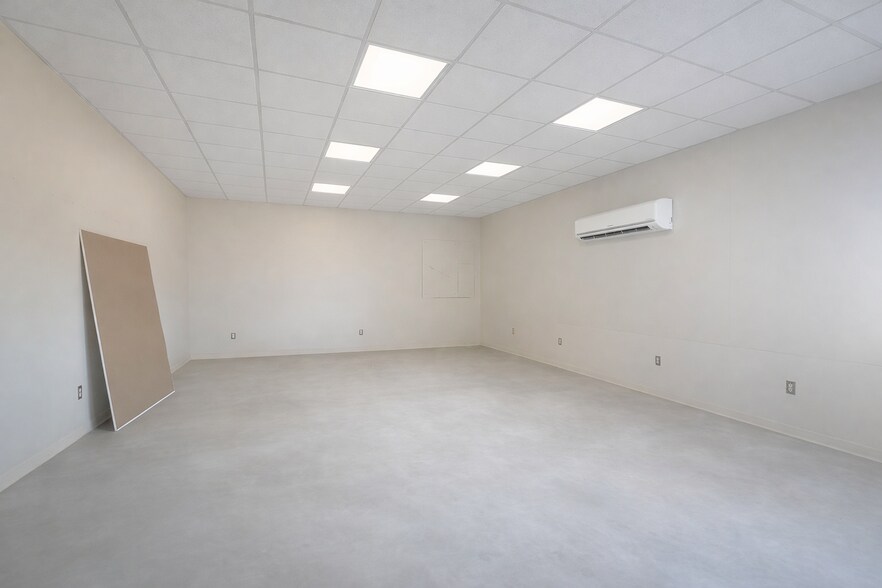 More Photos Of 1701 E 1st St, Chandler Office For Lease