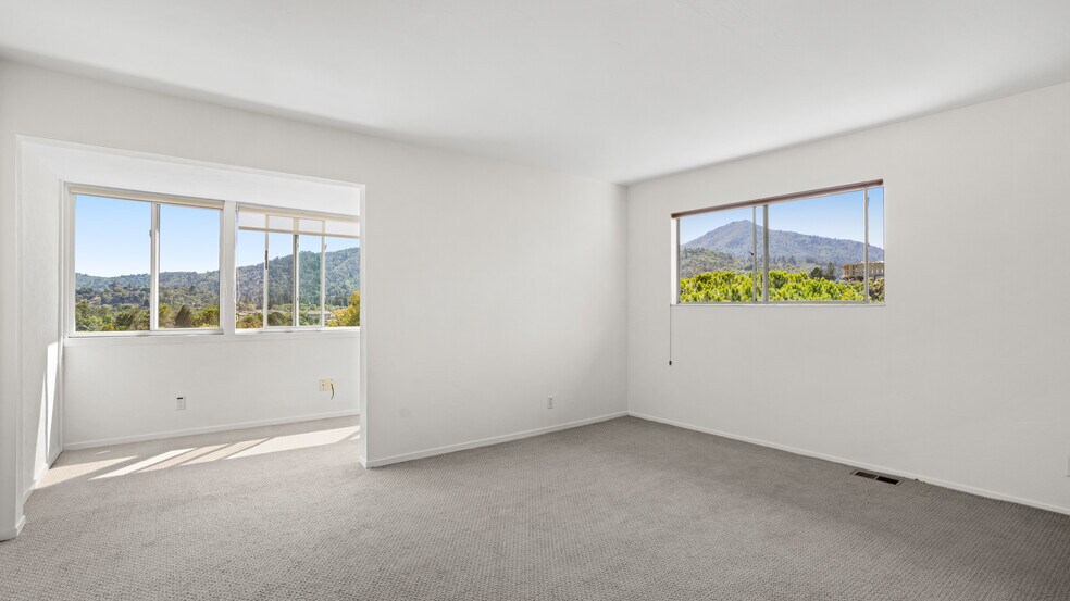 More Photos Of 151-153 Upper Via Casitas, Greenbrae Apartments For Sale