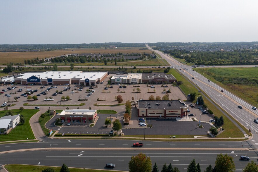 More Photos Of 4270 Dean Lakes Blvd, Shakopee Unknown For Lease