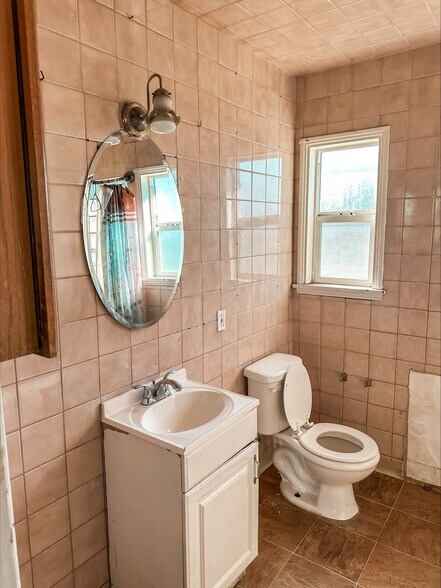 More Photos Of 3335 California Ave, El Monte Apartments For Sale