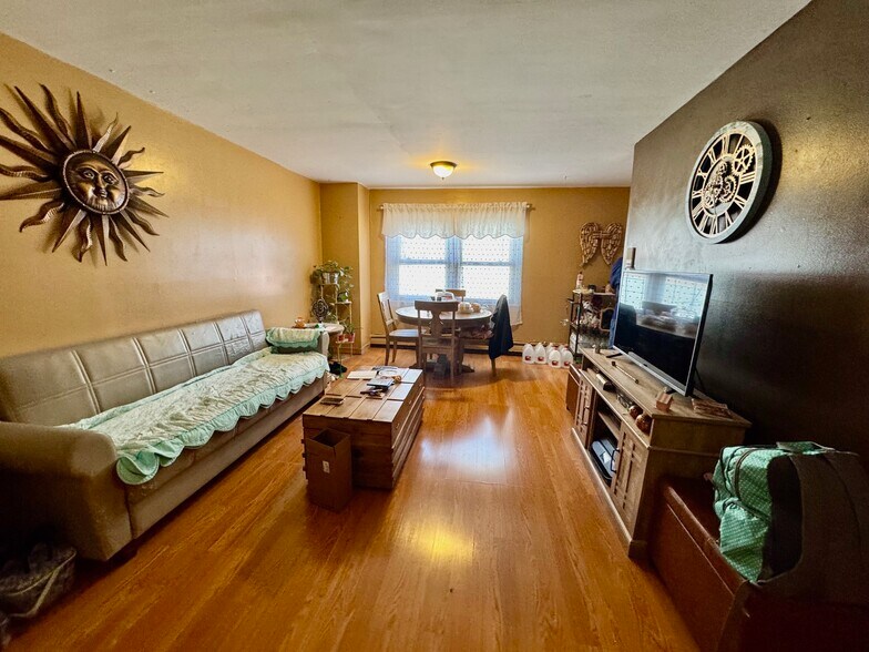 More Photos Of 200 Rockaway Ave, Valley Stream General Retail For Sale