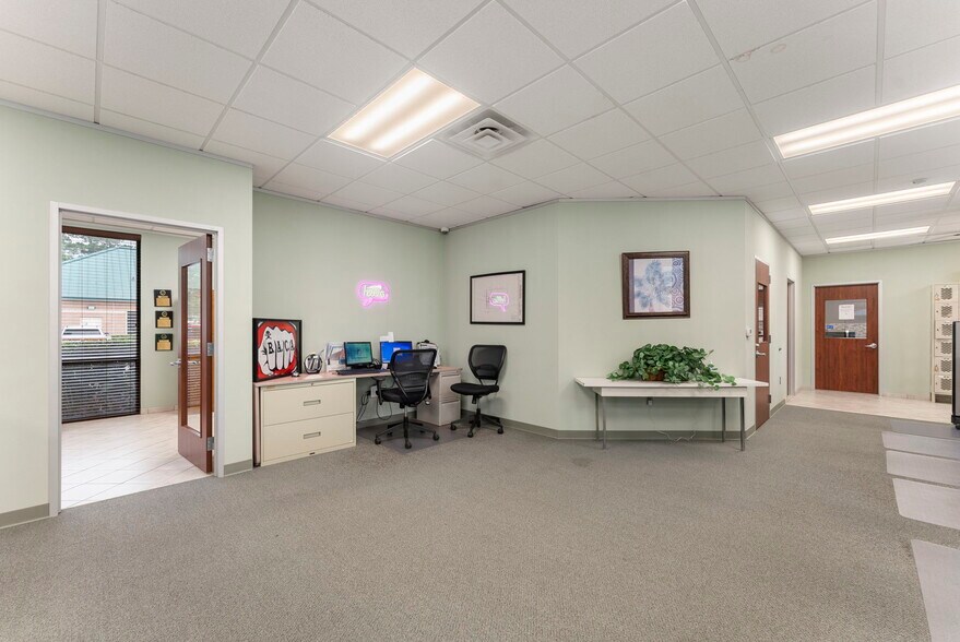 More Photos Of 1125 Cypress Station Dr, Houston Medical For Sale