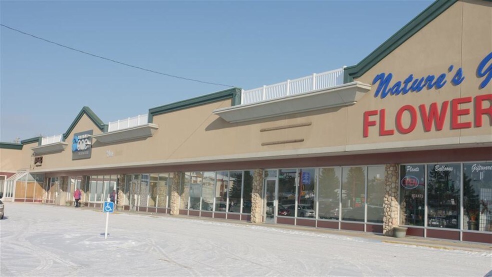 Primary Photo Of 4341 50 St, Drayton Valley Storefront For Lease