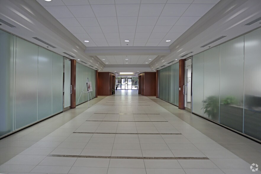 More Photos Of 10151 Deerwood Park Blvd, Jacksonville Unknown For Lease