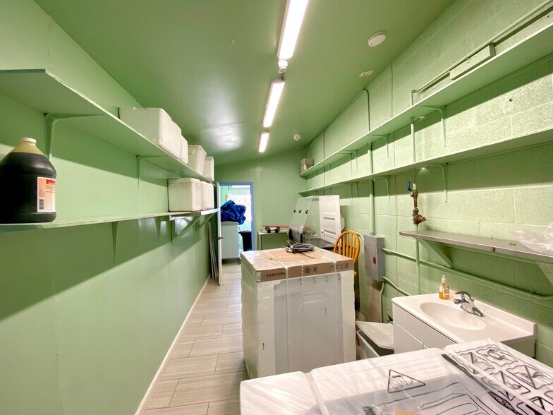 More Photos Of 410 N H St, Lompoc Freestanding For Sale