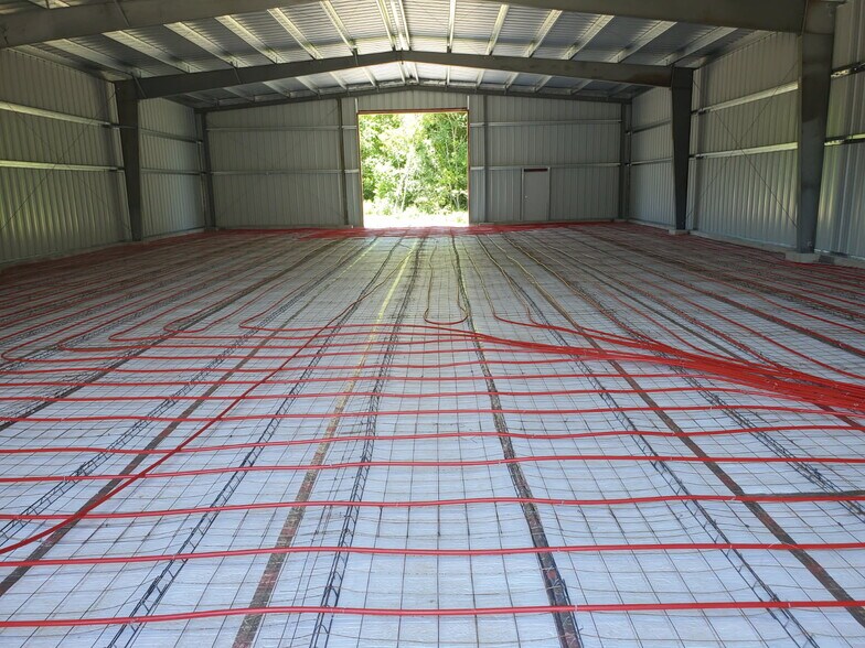 More Photos Of 222 Coolspring Jumonville Rd, Hopwood Warehouse For Lease