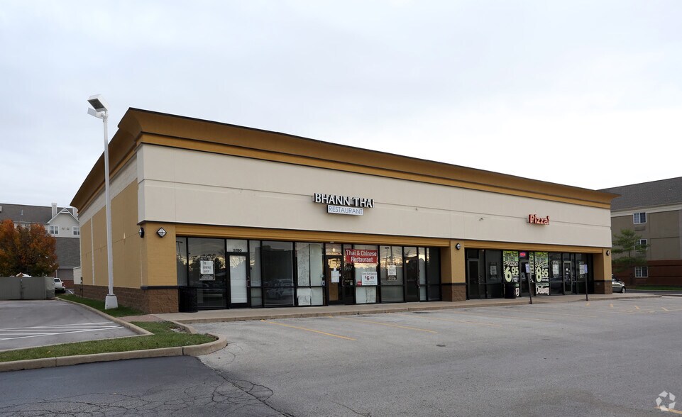 More Photos Of 3260 Rider Trl S, Earth City Storefront For Lease