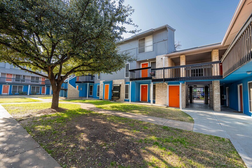 More Photos Of 2850 Clydedale Dr, Dallas Apartments For Sale
