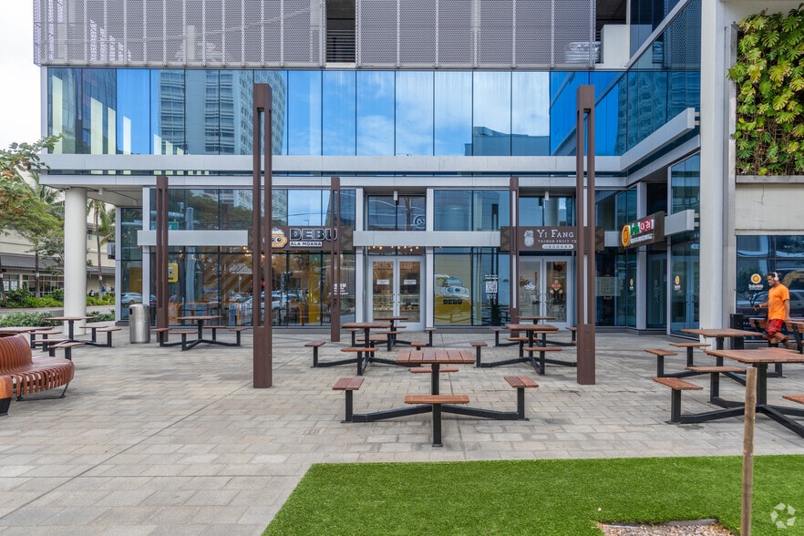 More Photos Of 614 Keeaumoku St, Honolulu Apartments For Lease