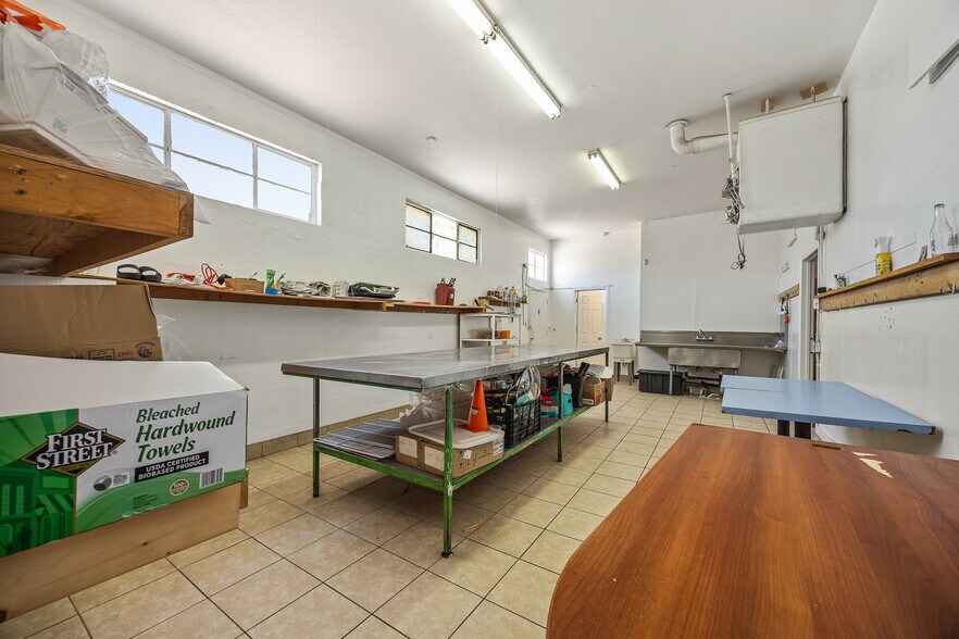 More Photos Of 33027 Road 159, Ivanhoe General Retail For Sale
