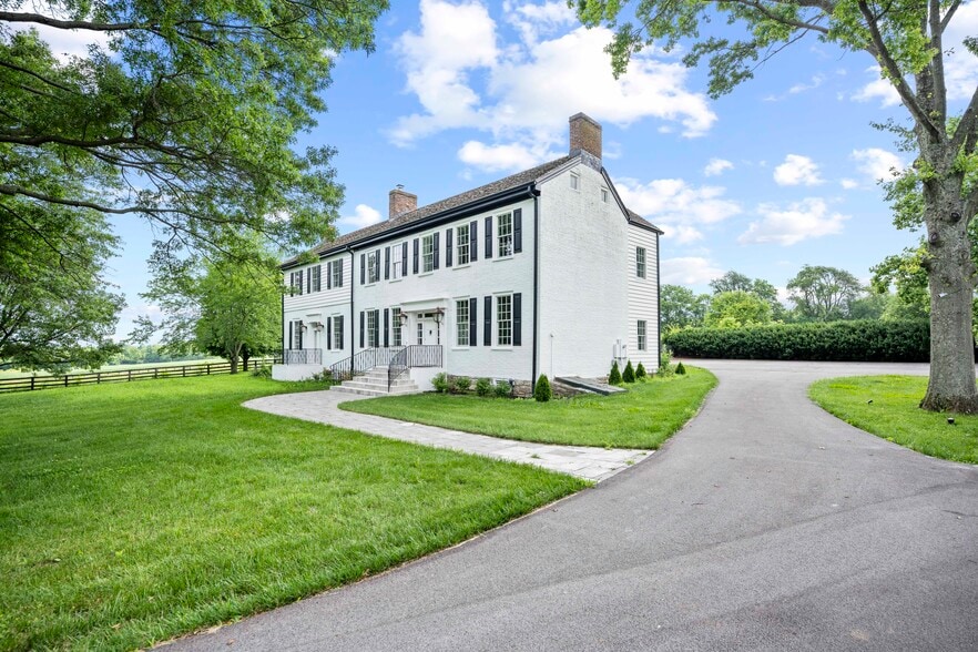 More Photos Of 1975 Georgetown Rd, Paris Lodge Meeting Hall For Sale