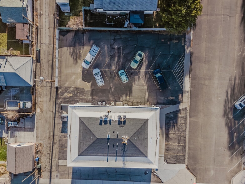 More Photos Of 975 5th St, Elko Office For Lease