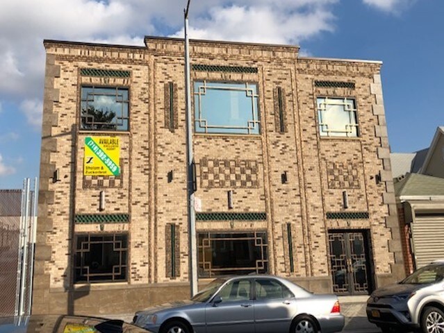 More Photos Of 8785 139th St, Jamaica Manufacturing For Lease