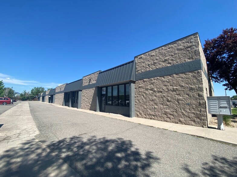 More Photos Of 1315 Nelson St, Lakewood Warehouse For Lease