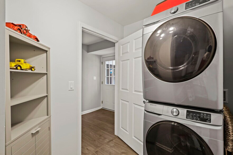 More Photos Of 3453 S Hwy 321, Blowing Rock General Retail For Sale