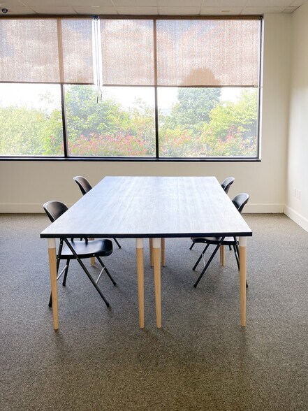 More Photos Of 12115-12117 SE Stevens Rd, Portland Unknown For Lease