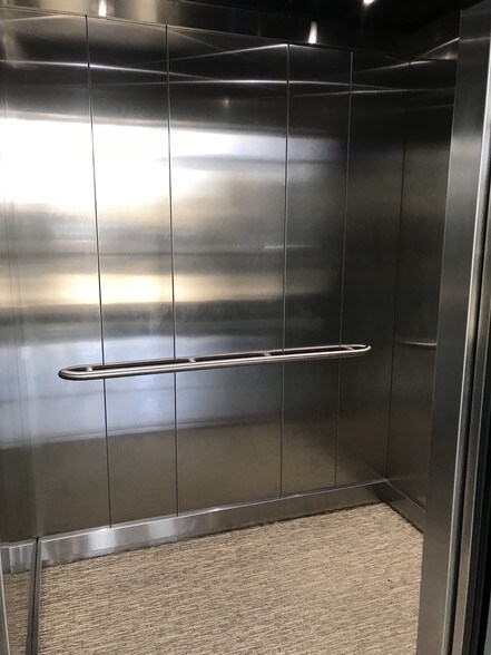 More Photos Of 151 Players Cir, Southlake Loft Creative Space For Lease